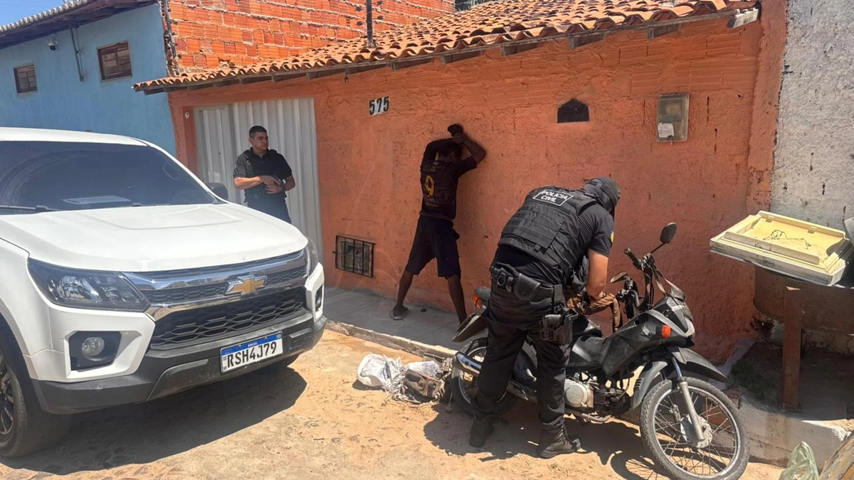 Companheira do traficante 'Bambam' é presa com drogas durante operação em Parnaíba