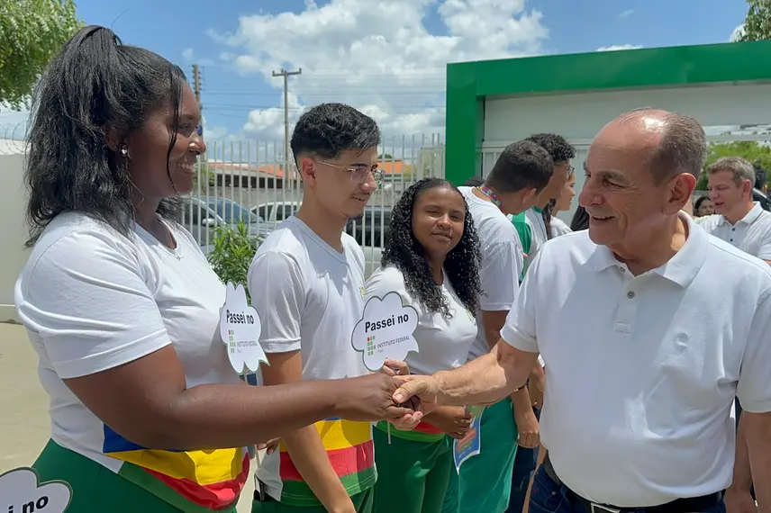 Fonteles entrega obras em Oeiras e região pelos 203 anos de indepência