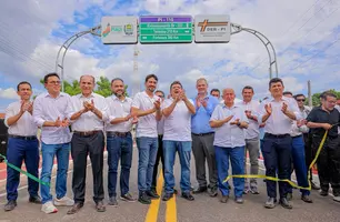 Governador inaugura rodovia e anuncia obras em São João da Fronteira (Foto: Gabriel Paulino)