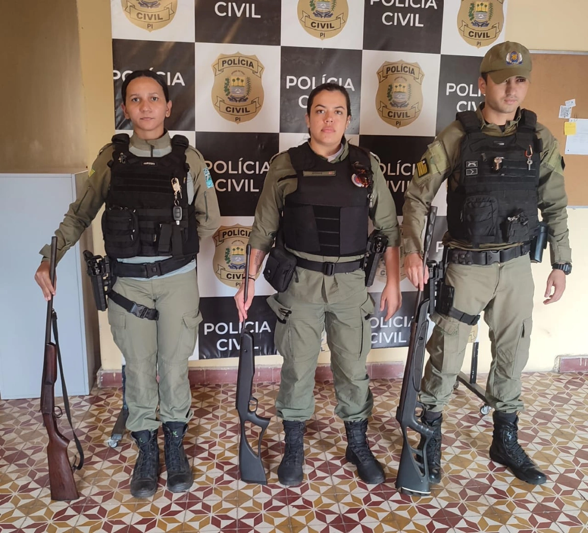 Homem é preso por porte ilegal e maus-tratos após matar cachorro em Cabeceiras