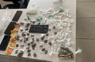 Homem é preso por tráfico de drogas durante abordagem na zona Sul de Teresina (Foto: Divulgação/PMPI)