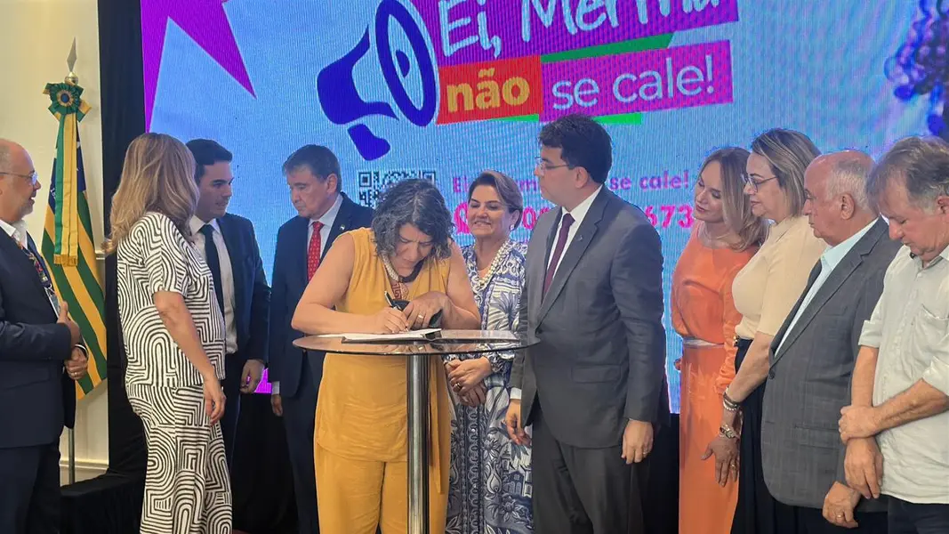 Ministra das Mulheres reforça combate à violência e anuncia investimentos no Piauí