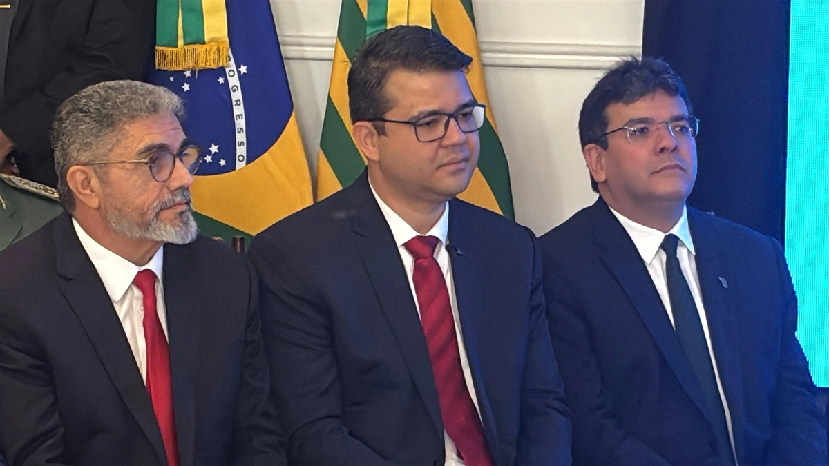 Mudanças no secretariado marcam posse e despedida de Chico Lucas no Piauí