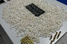 Mulher é presa com mais de 2 mil pedras de crack dentro de ônibus em Porto