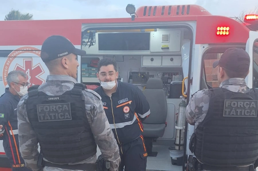 Mulher em surto psicótico, ameaça vizinha com faca em comunidade de Parnaíba