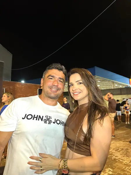 Na Farra: Nattan e Menos é Mais agitam a noite no Theresina Hall