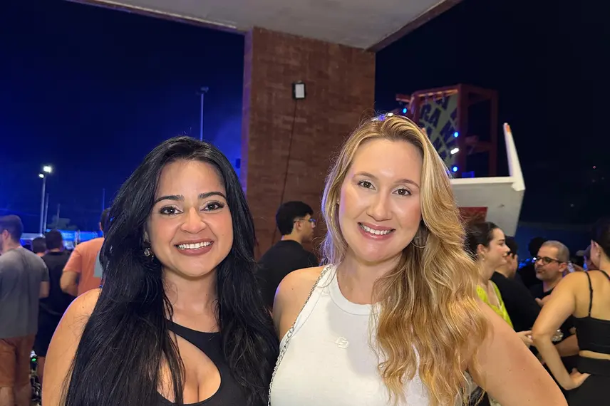 Na Farra: Nattan e Menos é Mais agitam a noite no Theresina Hall