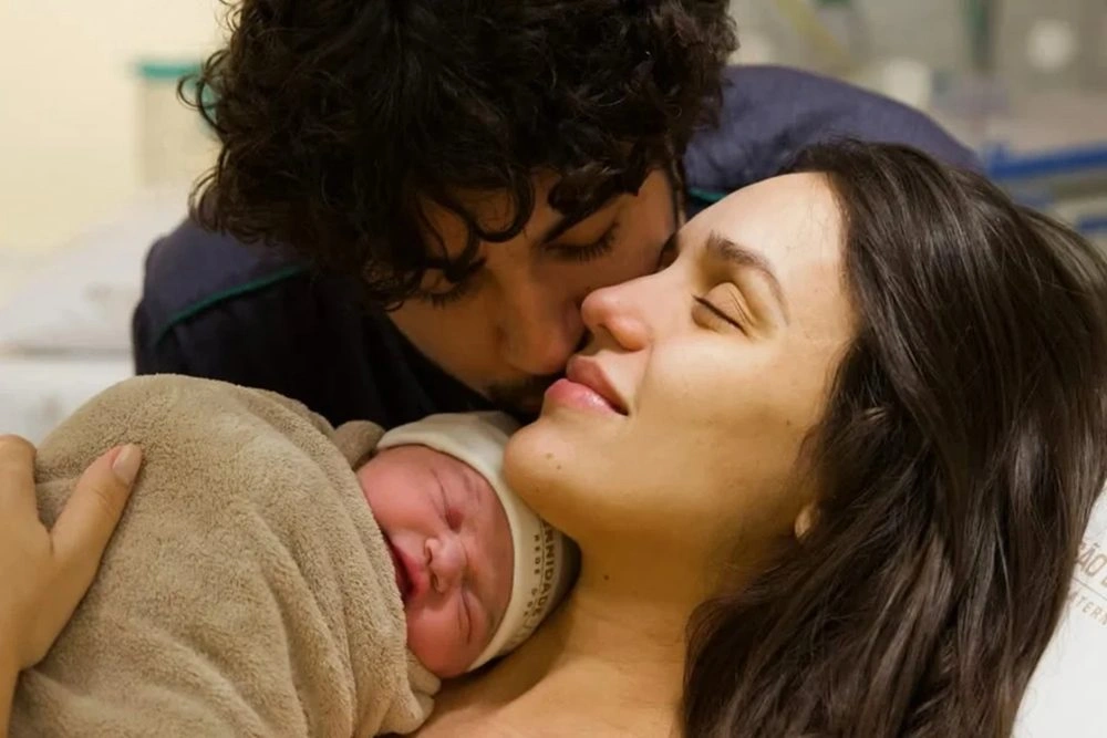 Nasce Zuza Helena, filha de Rafa Kalimann e Nattan