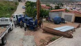 No bairro Aerolândia, Águas do Piauí inicia preparação para perfuração de novo poço (Foto: Reprodução)
