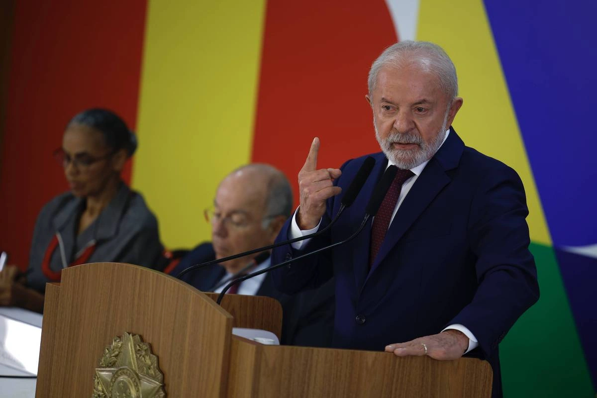 O presidente Lula fala durante café da manhã com jornalistas no Palácio do Planalto -