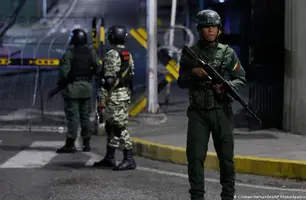 O Presidente Nicolas Maduro decretou o estado de emergência e apelou as forças sociais e políticas do país (Foto: Cristian Hernandez/AP)