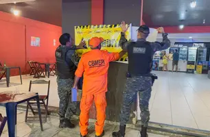 Operação Silêncio e Paz prende suspeitos e interdita comércio em Teresina (Foto: Reprodução)