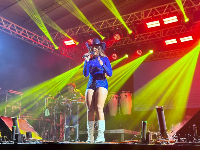 Pau D’Arco do Piauí comemora 29 anos com festa e anúncio de investimentos