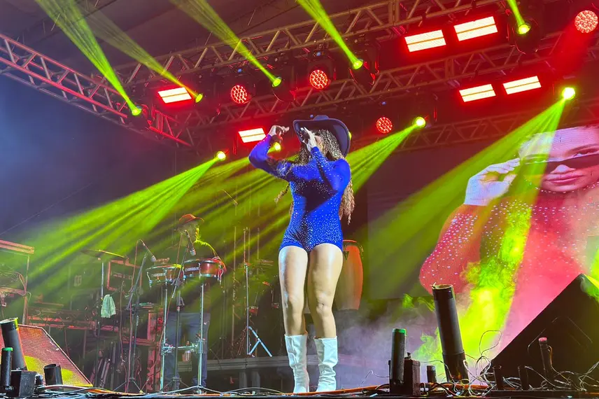 Pau D’Arco do Piauí comemora 29 anos com festa e anúncio de investimentos