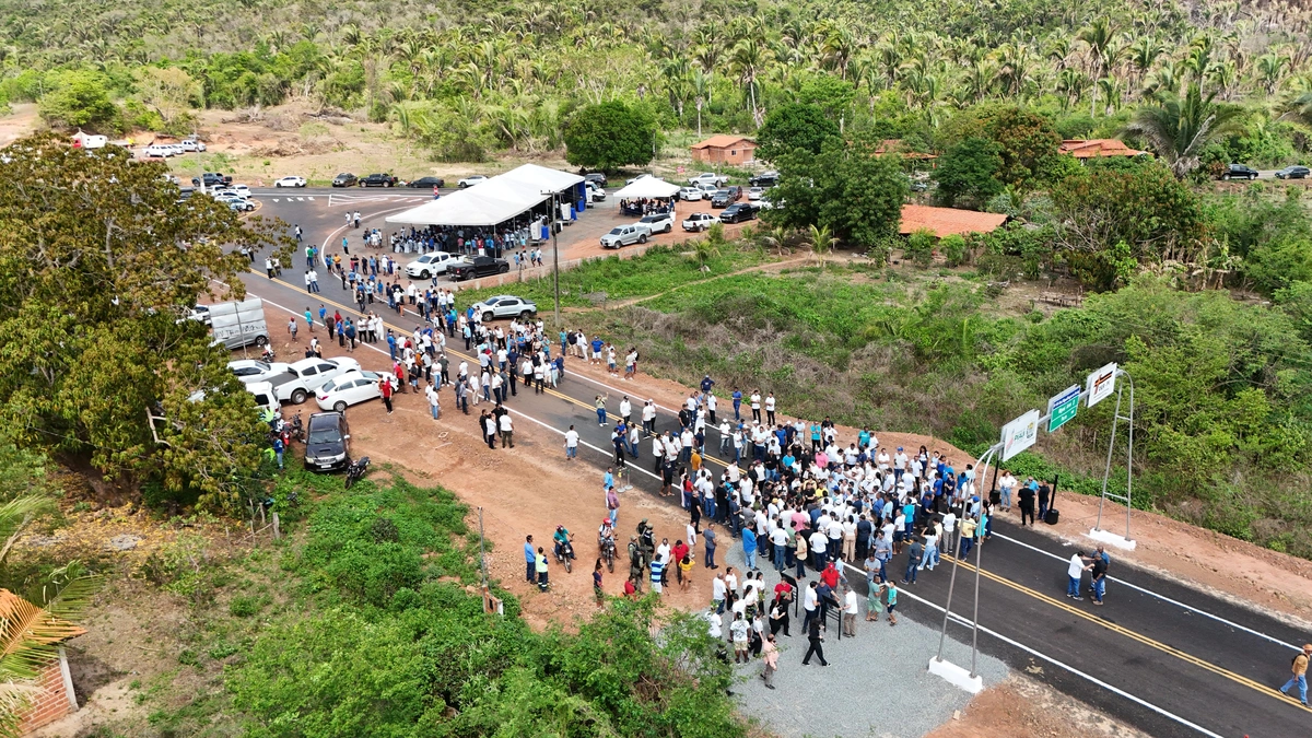 Pavimentação histórica conecta municípios e atende demanda antiga da população