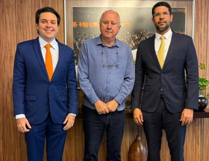 Pompilim cumpre agenda municipalista em Brasília e discute demandas dos municípios