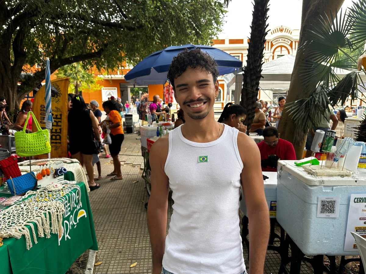 Praça Pedro II ferve com Feira na Praça e pré-Carnaval neste domingo