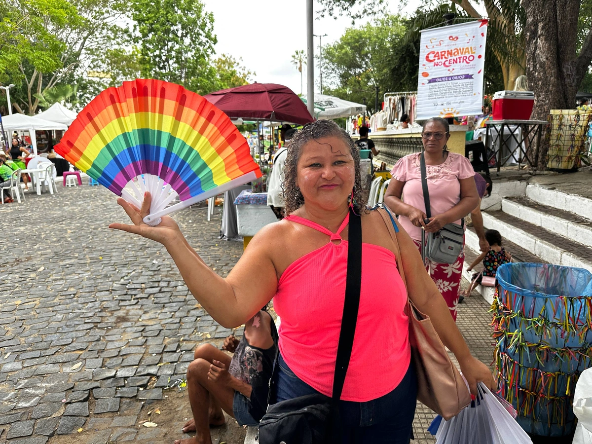 Praça Pedro II ferve com Feira na Praça e pré-Carnaval neste domingo