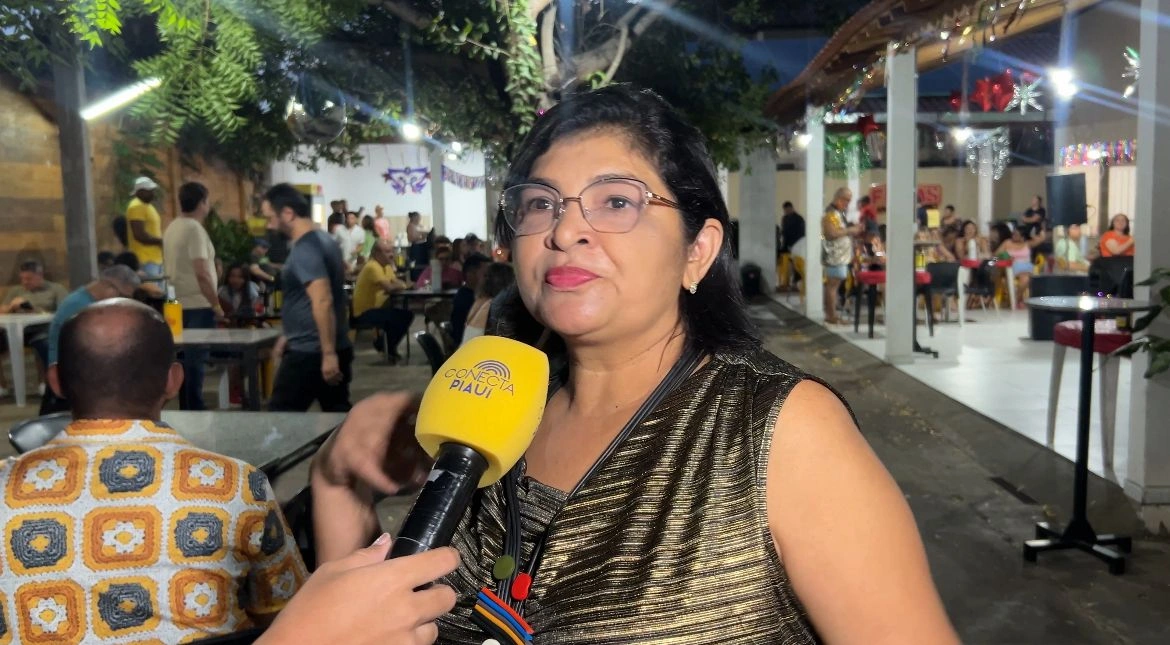 Prévia de carnaval Samba no Centro reúne público no Labirintus Gourmet em Teresina