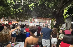 Prévia de carnaval Samba no Centro reúne público no Labirintus Gourmet em Teresina (Foto: Conecta Piauí)
