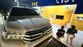 PRF recupera Hilux roubada no Ceará e apreende munições na BR-402, em Parnaíba (Foto: Reprodução)