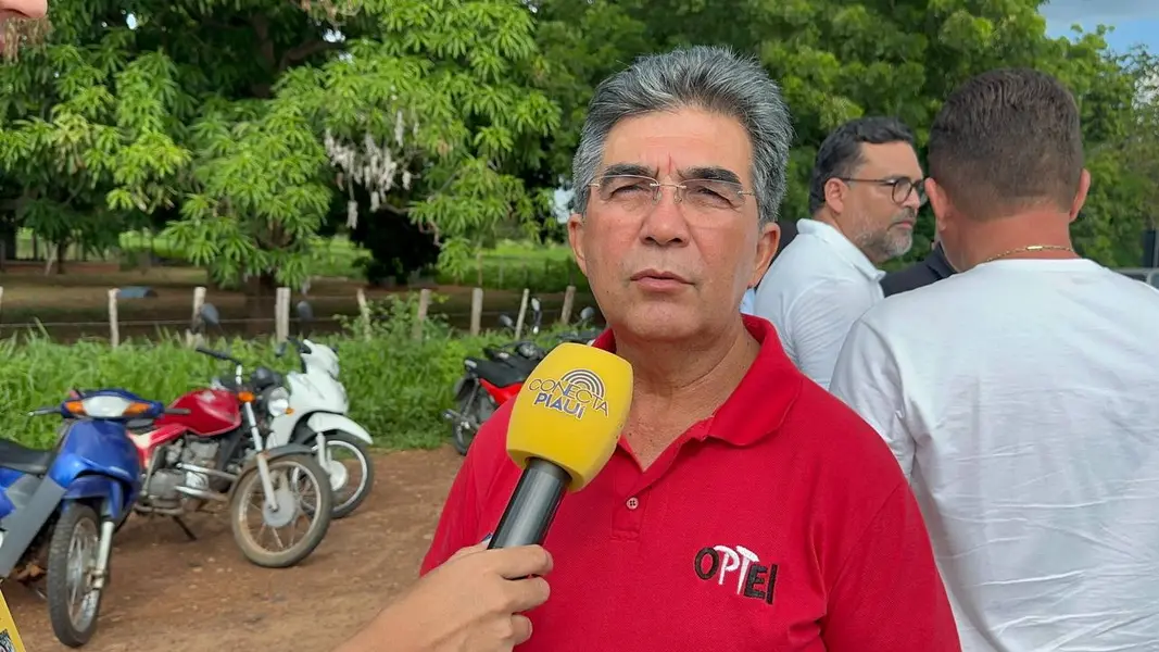 Rafael Fonteles entrega rodovia e ponte em Santa Rosa do Piauí