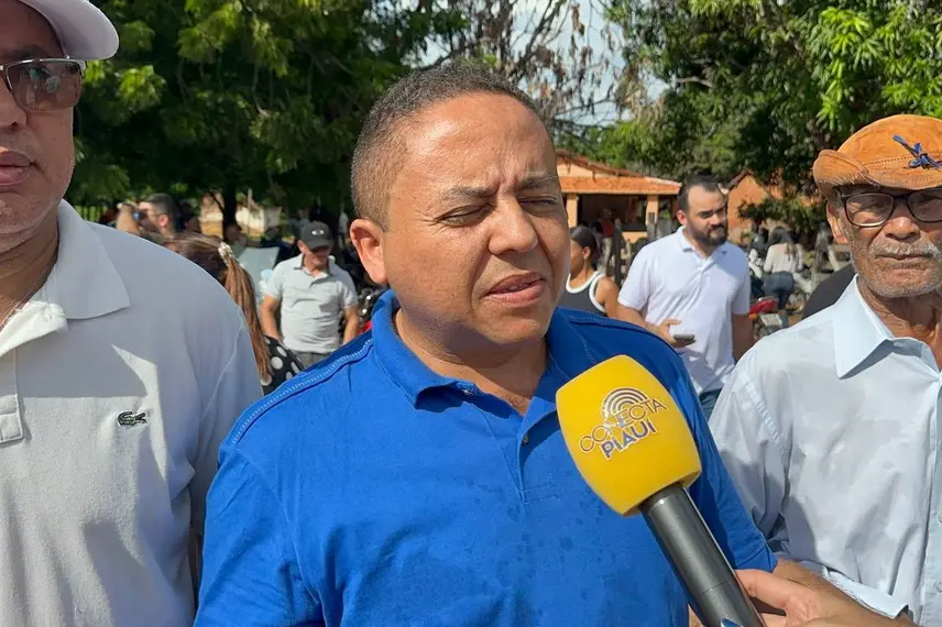 Rafael Fonteles entrega rodovia e ponte em Santa Rosa do Piauí