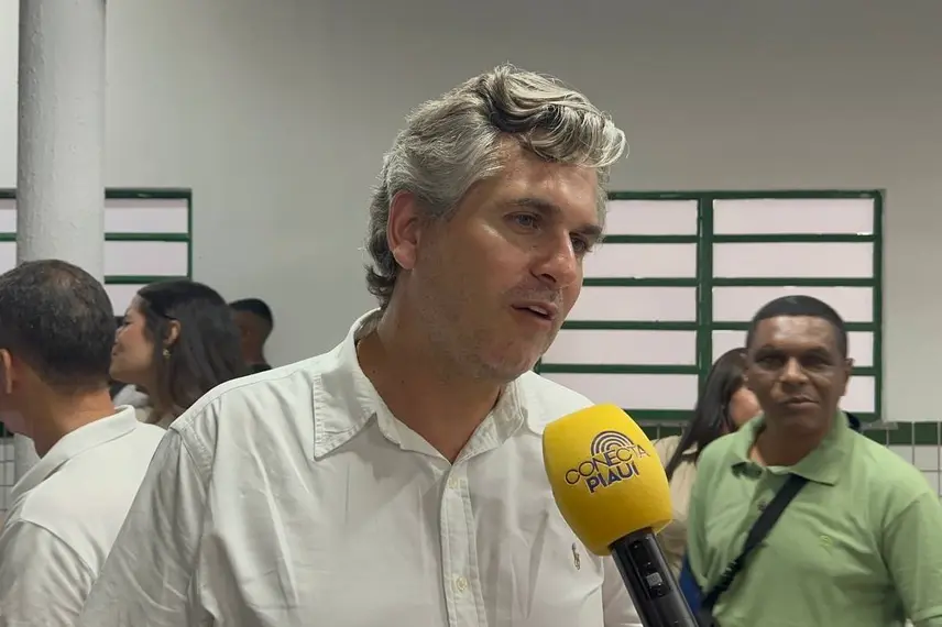 Rafael Fonteles entrega rodovia, ponte, asfalto urbano e escola no Sul do Piauí