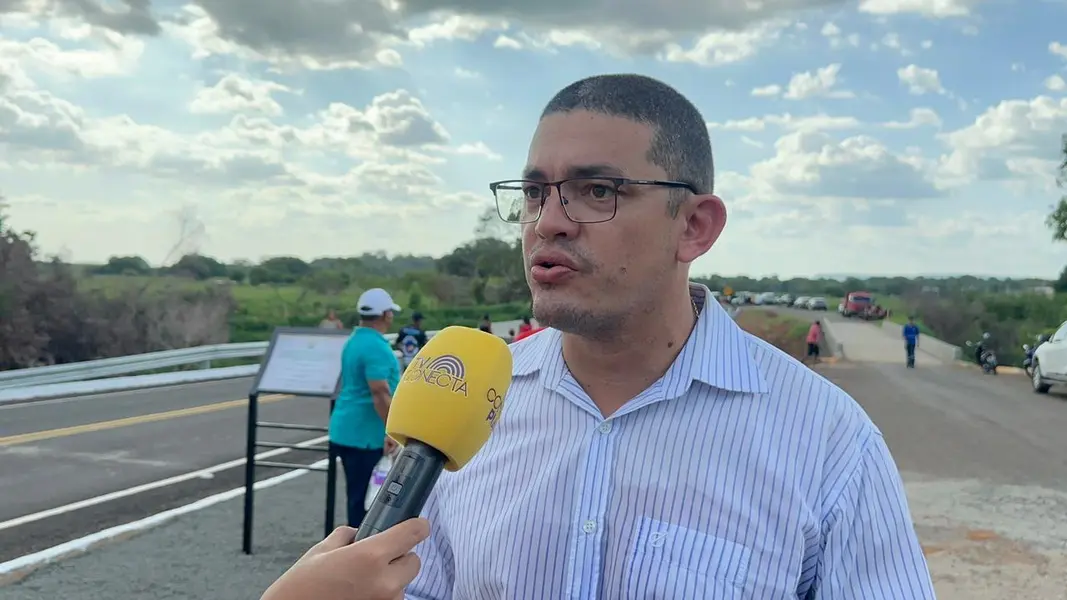 Rafael Fonteles entrega rodovia, ponte, asfalto urbano e escola no Sul do Piauí
