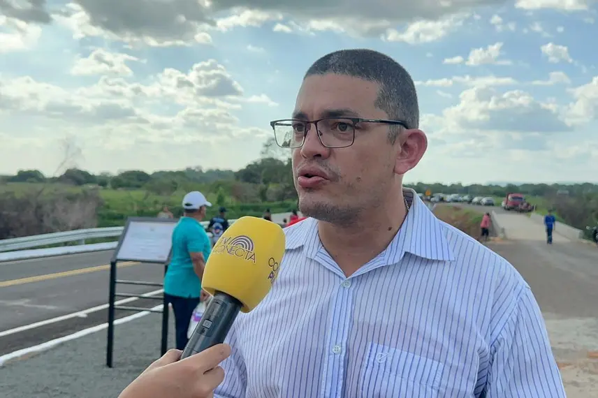 Rafael Fonteles entrega rodovia, ponte, asfalto urbano e escola no Sul do Piauí