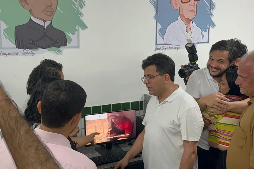 Rafael Fonteles entrega rodovia, ponte, asfalto urbano e escola no Sul do Piauí