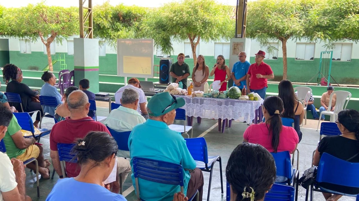 São João do Arraial reúne agricultores para tratar da merenda escolar de 2026
