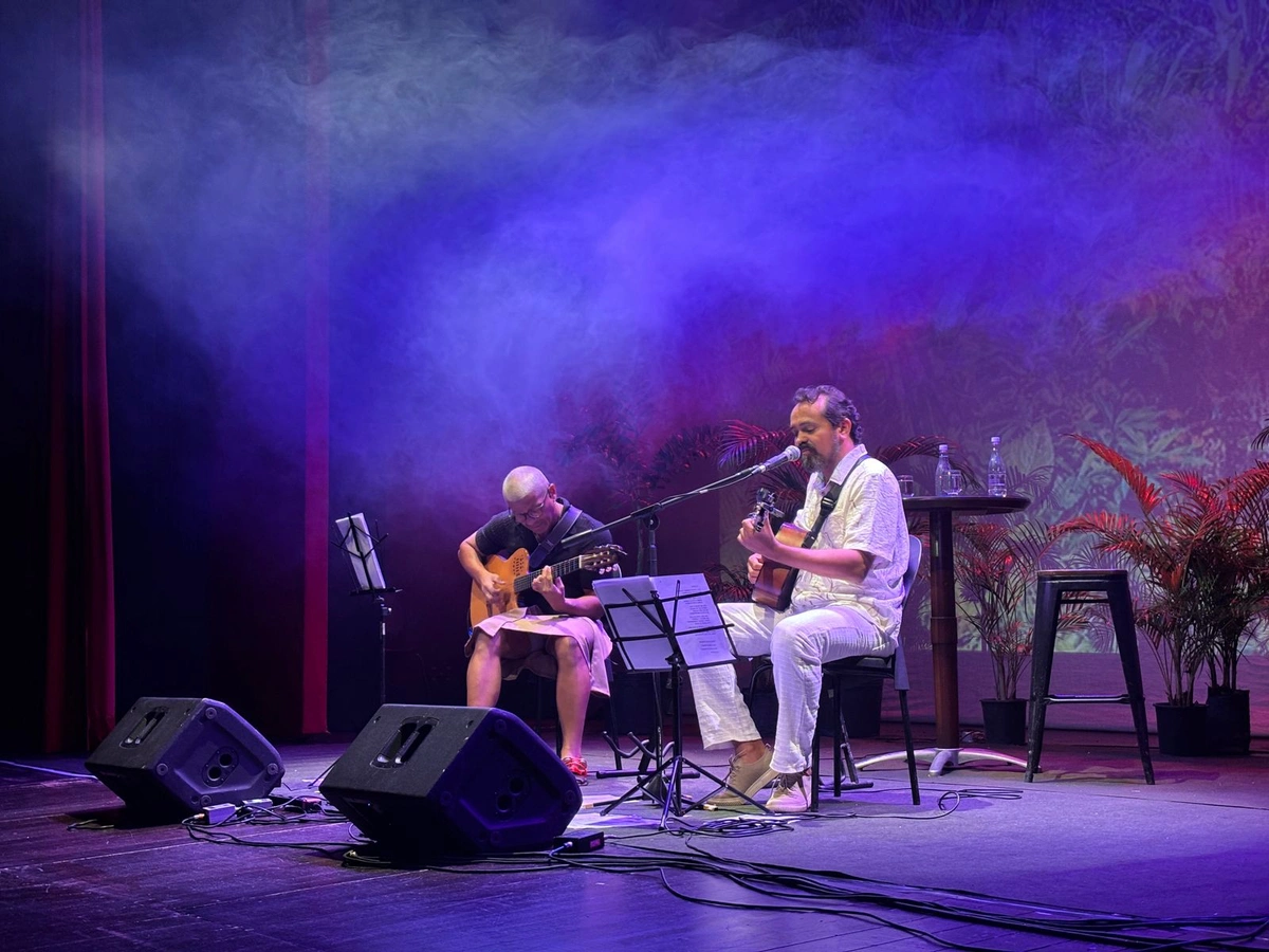 Show Abraço une Vavá Ribeiro e Zé Quaresma em espetáculo no Teatro 4 de Setembro