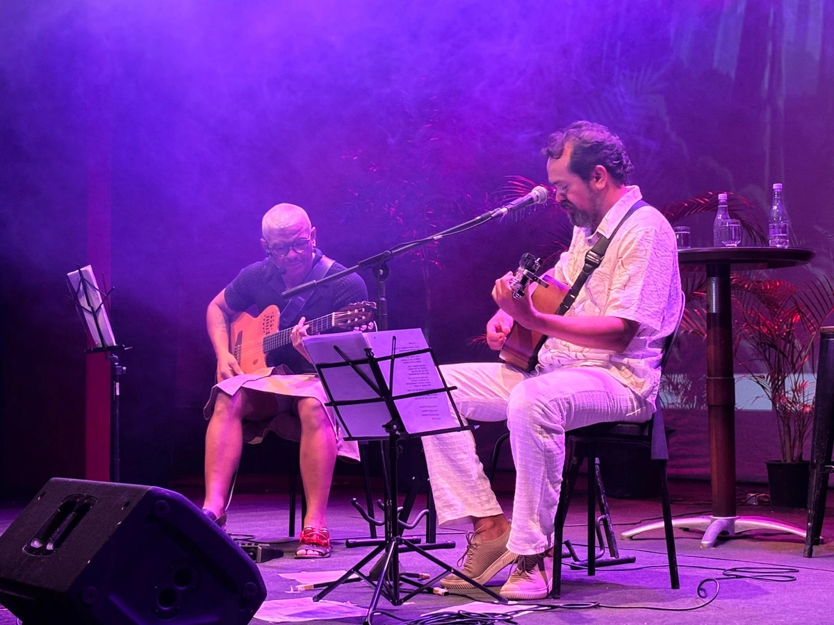 Show Abraço une Vavá Ribeiro e Zé Quaresma em espetáculo no Teatro 4 de Setembro