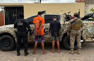 Suspeitos de tráfico são detidos após tentativa de fuga na zona rural de Picos (Foto: Divulgação/PMPI)