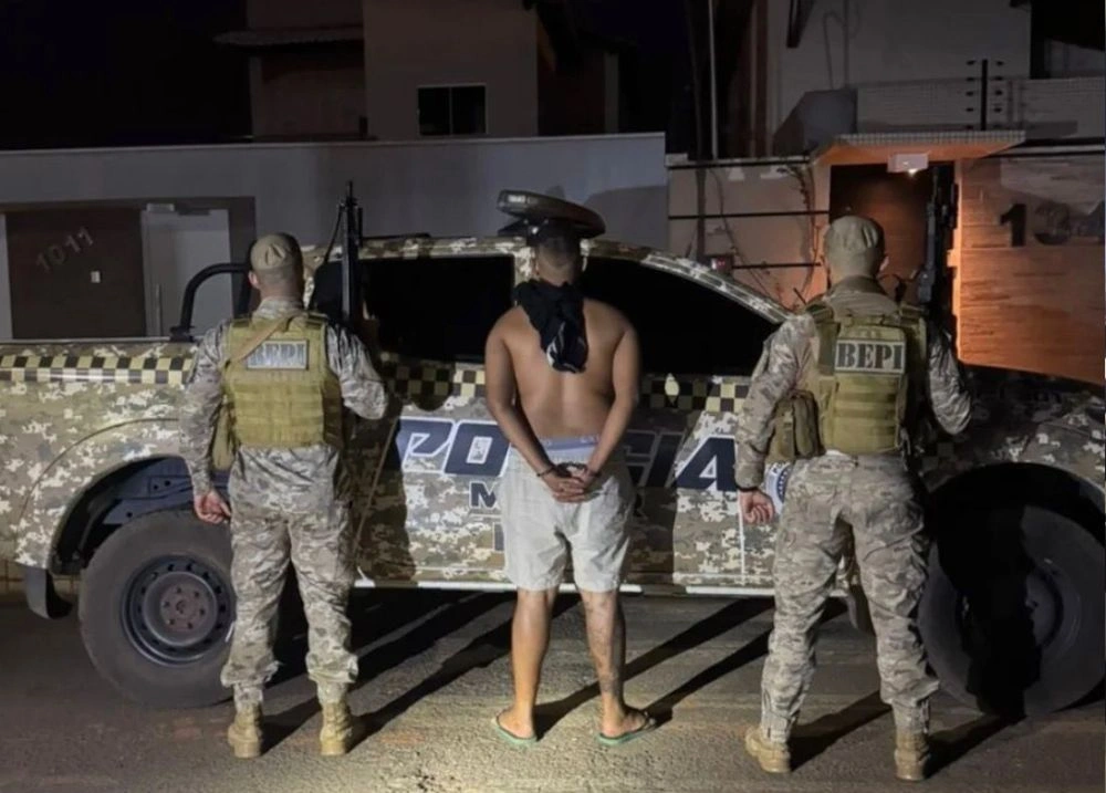 Suspeitos foram detidos