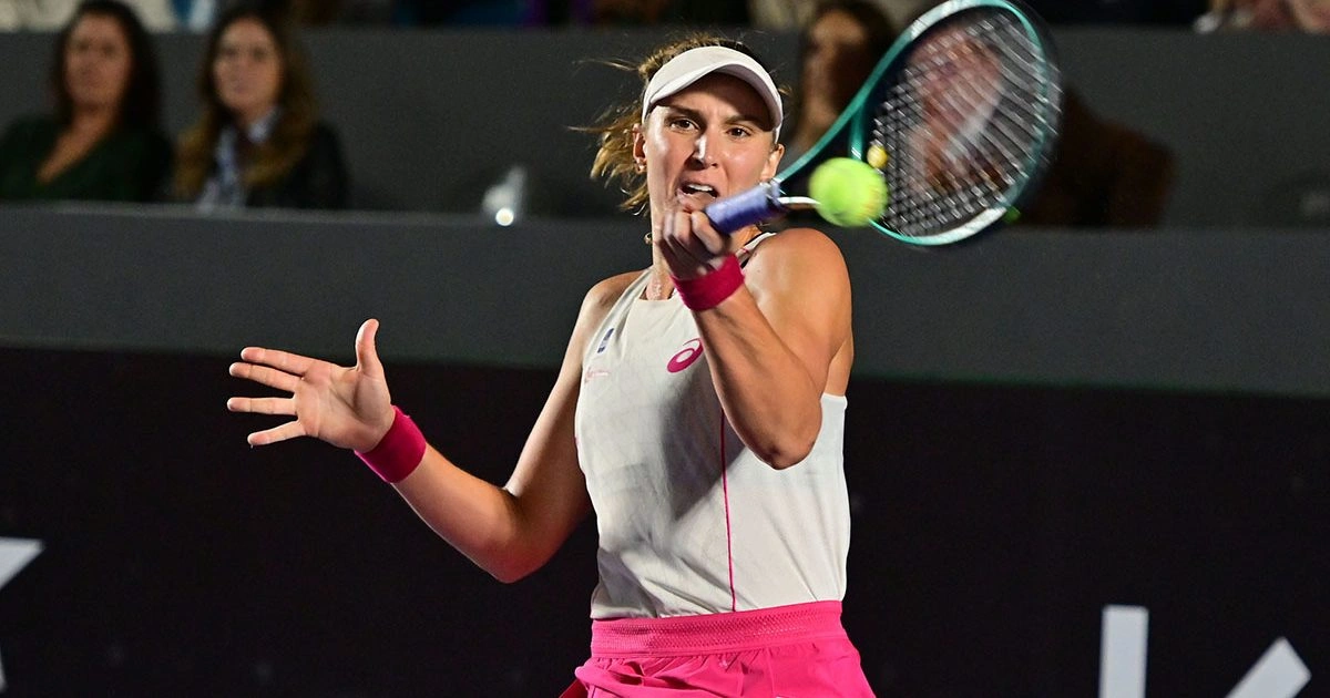 Tenista brasileira retorna aos circuitos após pausa para cuidar da saúde