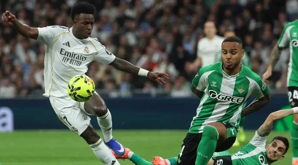 Vini.Jr vive fase de pressão no Real Madrid em temporada de seca de gols