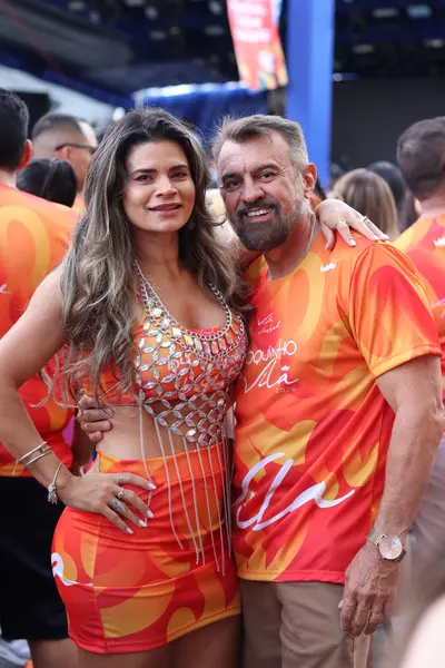 Álbum de fotos: Bloquinho do Vila agita Teresina com Xanddy Harmonia