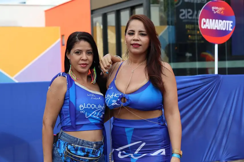 Álbum de fotos: Bloquinho do Vila agita Teresina com Xanddy Harmonia