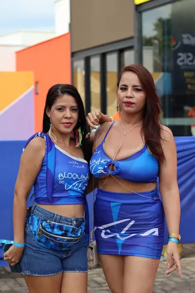 Álbum de fotos: Bloquinho do Vila agita Teresina com Xanddy Harmonia