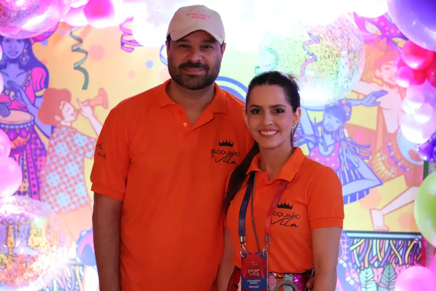 Álbum de fotos: Bloquinho do Vila agita Teresina com Xanddy Harmonia