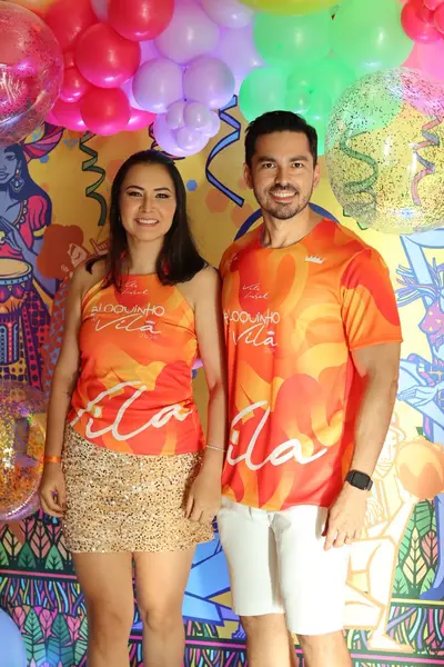 Álbum de fotos: Bloquinho do Vila agita Teresina com Xanddy Harmonia