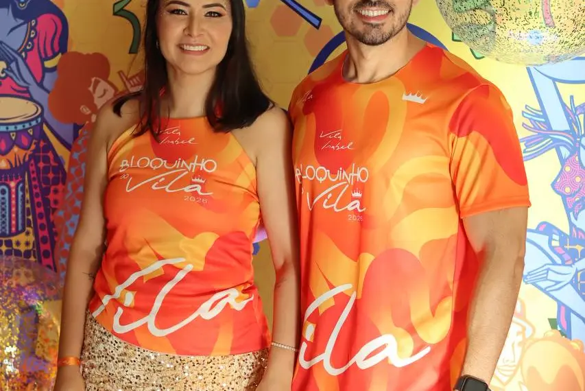 Álbum de fotos: Bloquinho do Vila agita Teresina com Xanddy Harmonia