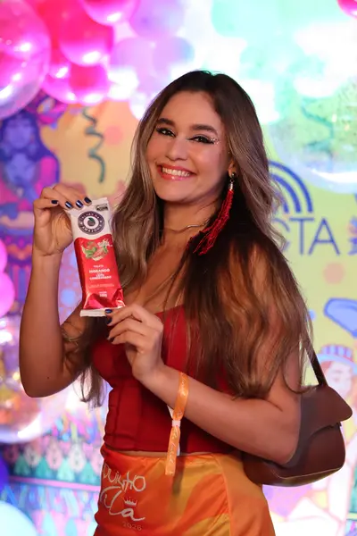 Álbum de fotos: Bloquinho do Vila agita Teresina com Xanddy Harmonia