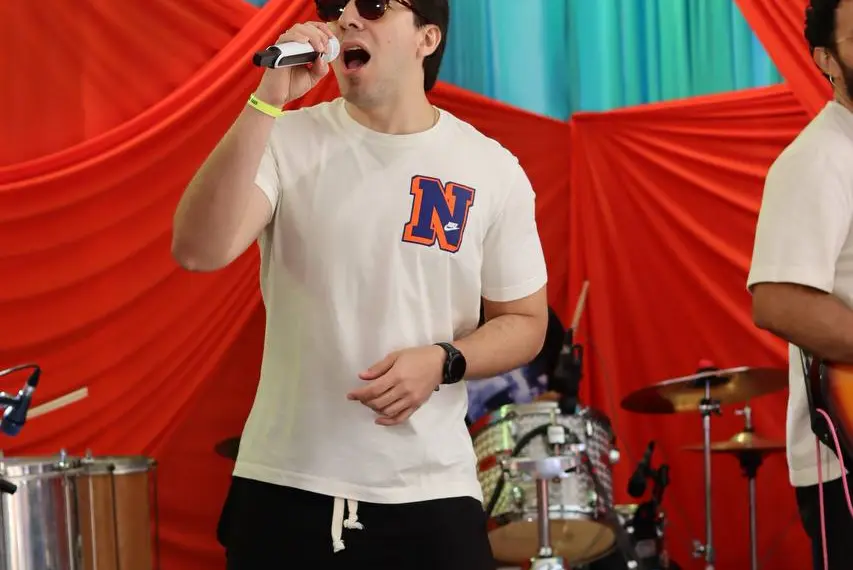 Álbum de fotos: Bloquinho do Vila agita Teresina com Xanddy Harmonia