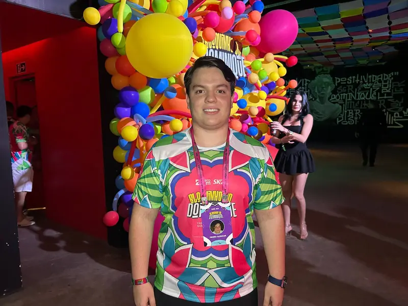 Alegria e música marcam o Bloquinho do Dominique