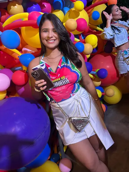 Alegria e música marcam o Bloquinho do Dominique