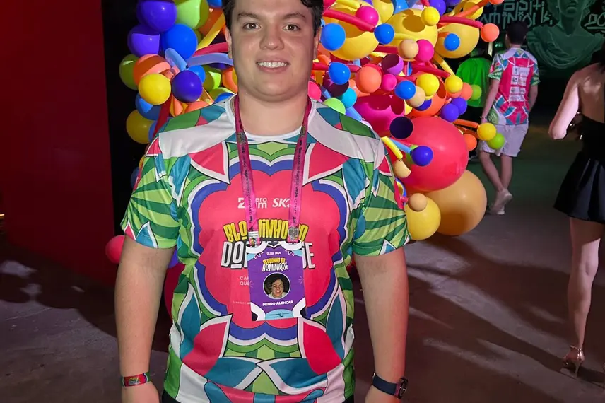 Alegria e música marcam o Bloquinho do Dominique