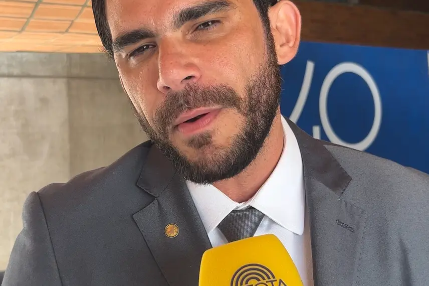 Alepi concede título de cidadania piauiense a Frei Cláudio por proposta de Kalume